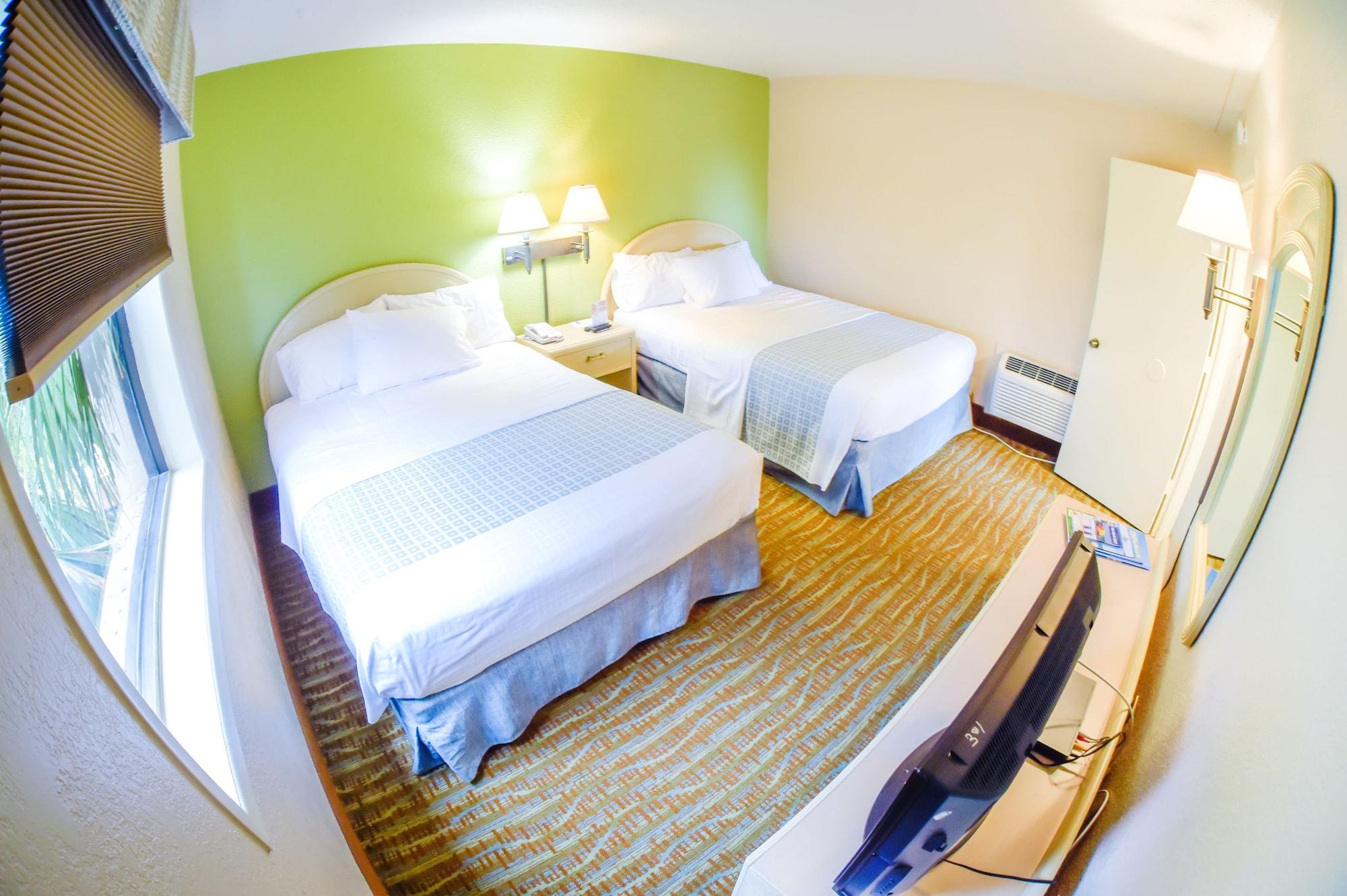 Sandcastle Oceanfront Resort At The Pavilion Myrtle Beach Bagian luar foto