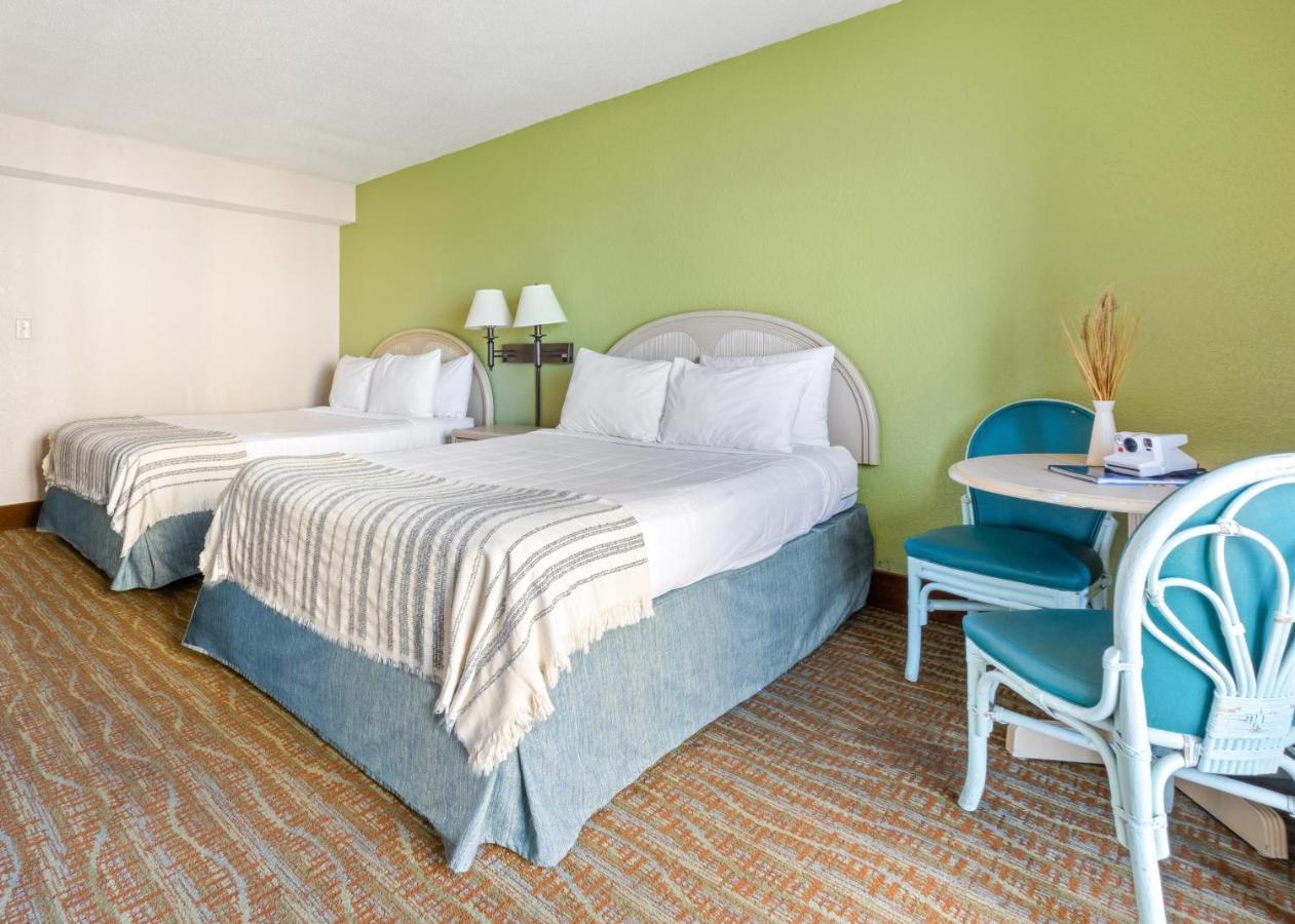 Sandcastle Oceanfront Resort At The Pavilion Myrtle Beach Bagian luar foto