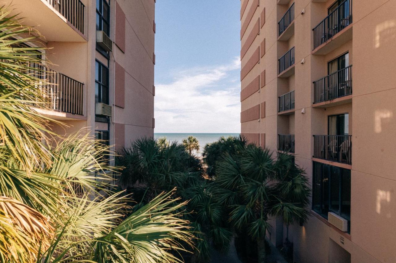 Sandcastle Oceanfront Resort At The Pavilion Myrtle Beach Bagian luar foto